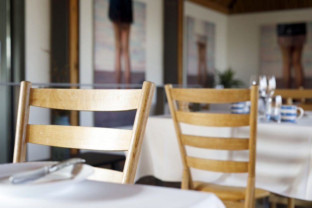 Shaker chair in the breakfast restaurant Henne Kirkeby Kro